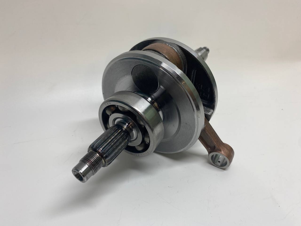 Коленвал двигатель 162 FML-2 W190