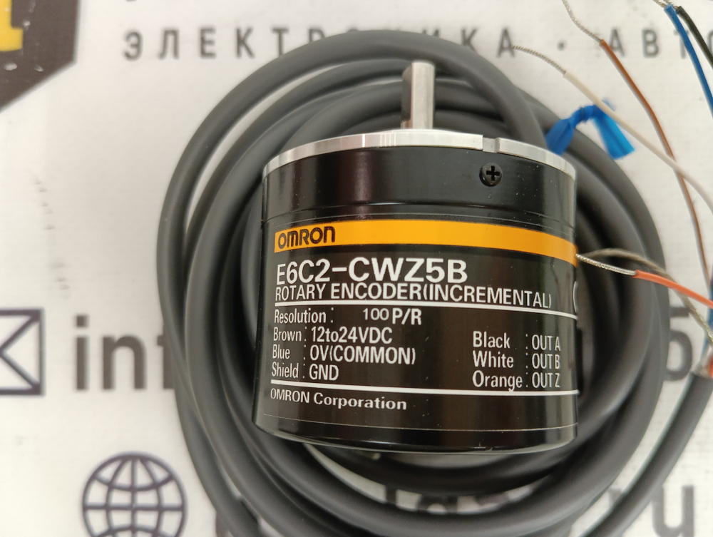 Omron E6C2-CWZ5B новое