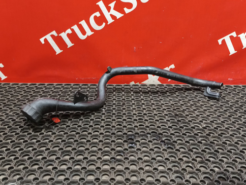 Маслозаливная горловина