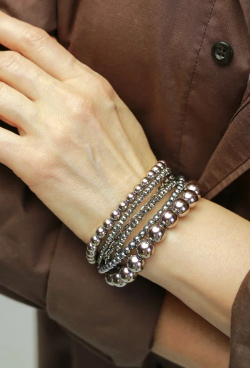 Браслет "Glam" из жемчуга серый хамелеон,венец. стекла и гематита, застежка из натуральной кожи