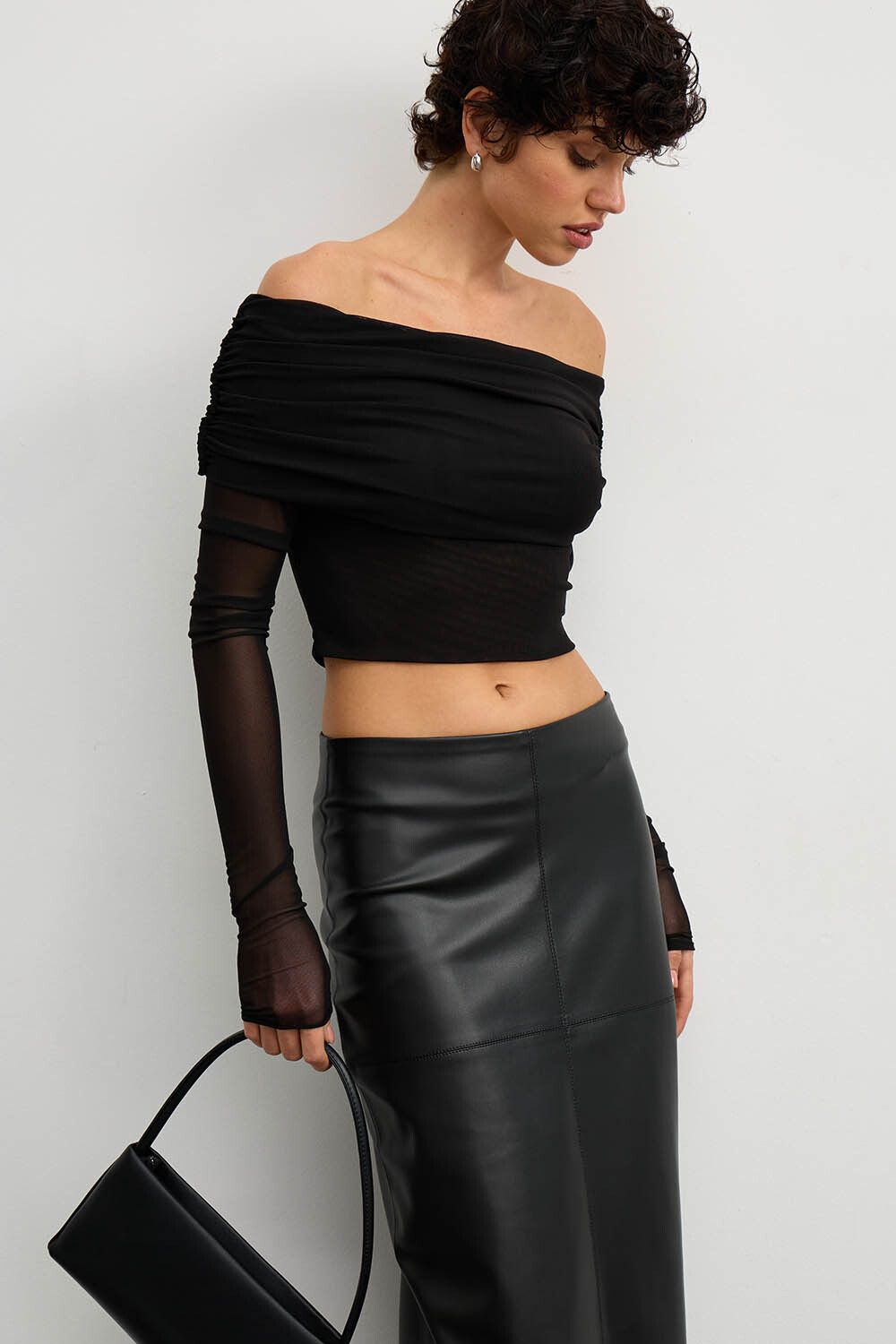 Юбка макси с разрезом сзади из экокожи