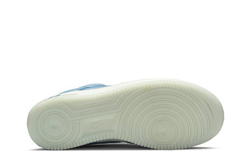Кроссовки Nike Air Force 1 Low Retro Qs Cnvs
