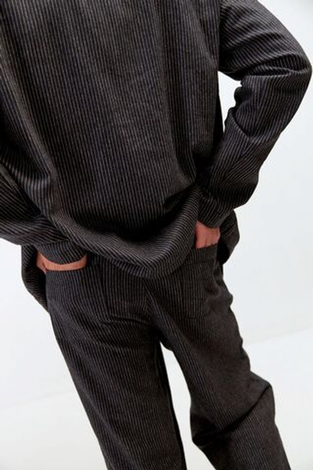 Верхняя мужская рубашка с карманами из шерсти в полоску