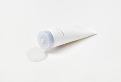 Celimax Слабокислотная очищающая пенка Celimax Derma Nature Relief Madecica pH Balancing Foam Cleansing