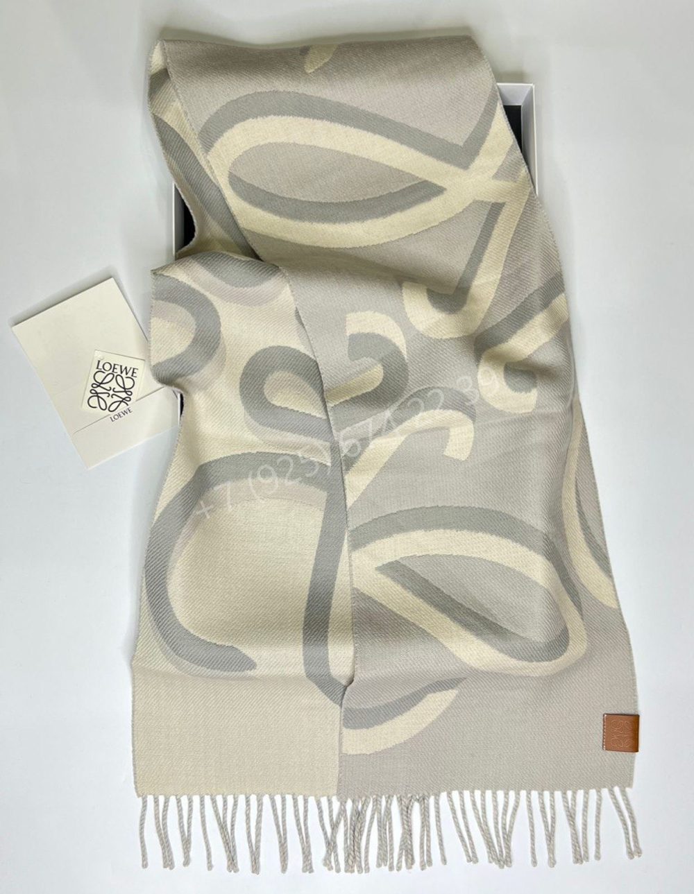 Шарф Loewe
