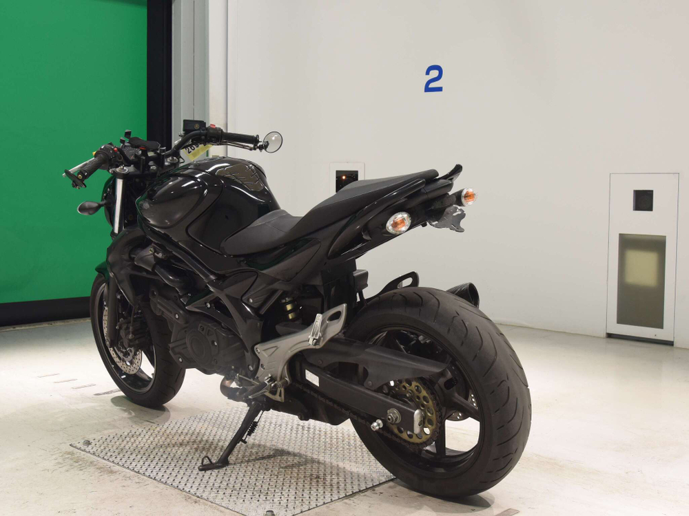 Suzuki Gladius SFV400 , 2014