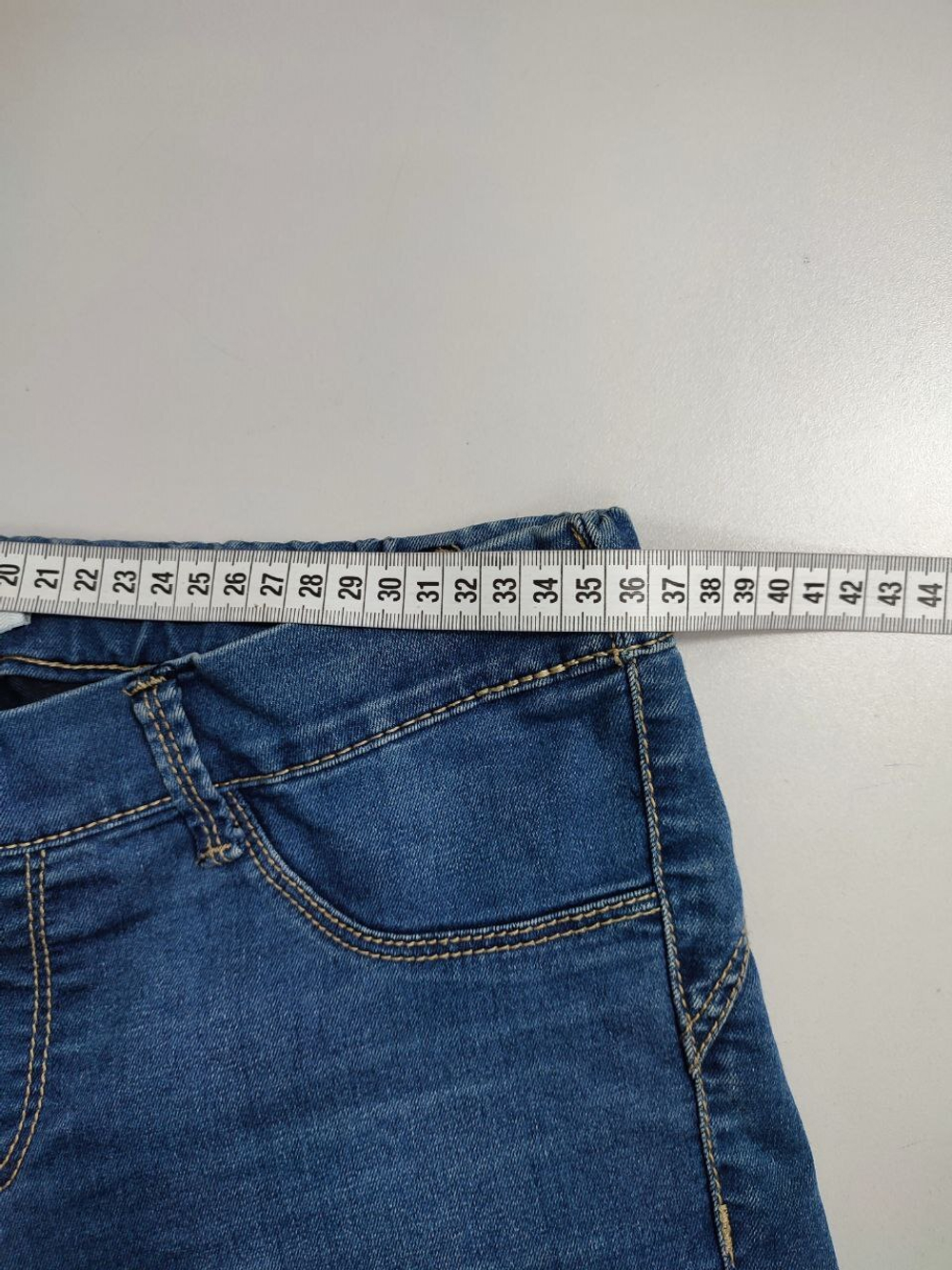 Джинсы Stradivarius классические 40 размер