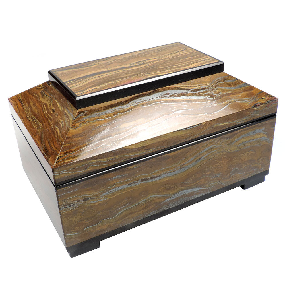 Ларец из натурального камня