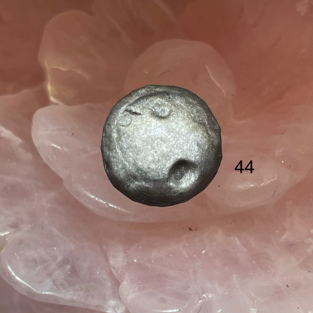 49843 Обсидиан серебристый Бусина Луна 12,8-13,3мм-94
