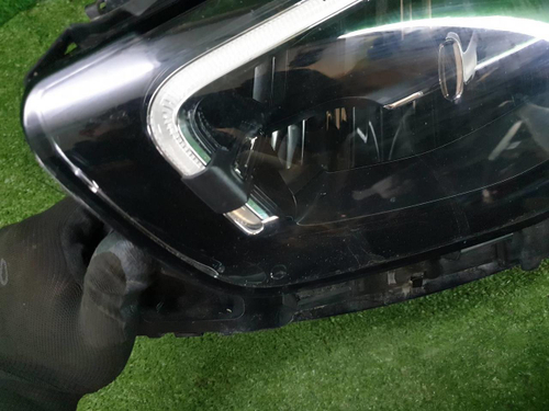 Битая Фара левая Mercedes E W213 (2020-2023) LED