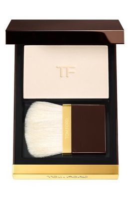 Пудра компактная Tom Ford Translucent Finishing Powder - Alabaster Nude 01