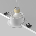 Встраиваемый светильник Maytoni Slim DL027-GU10-W