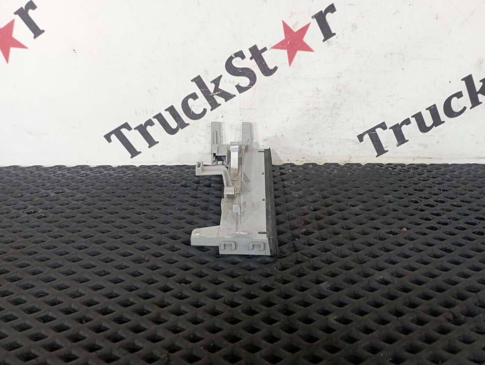 Фонарь вещевого отделения 2020г.