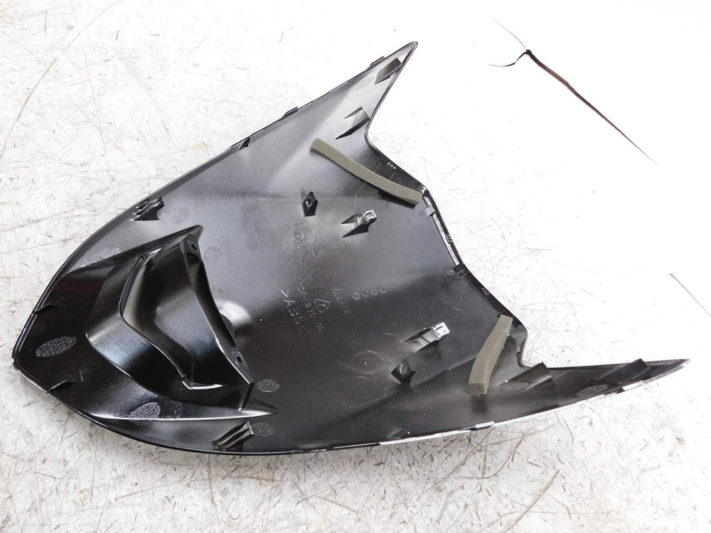 пластик передний Yamaha Majesty 155 1DK-F836L-00