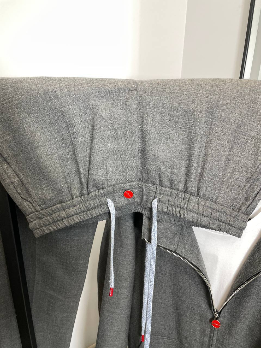 Костюм Kiton