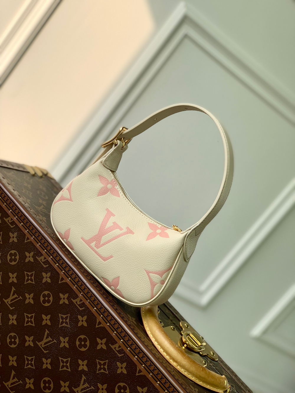 Louis Vuitton Bagatelle BB