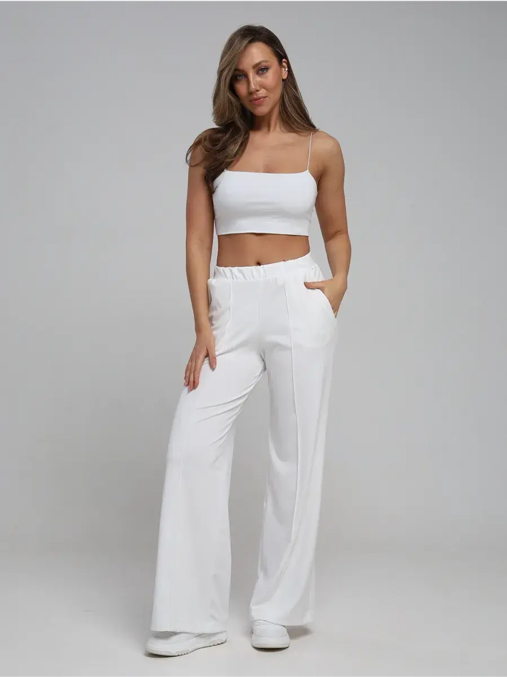 Брюки палаццо со стрелками клеш от бедра