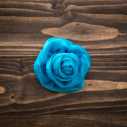 брошь с цветком