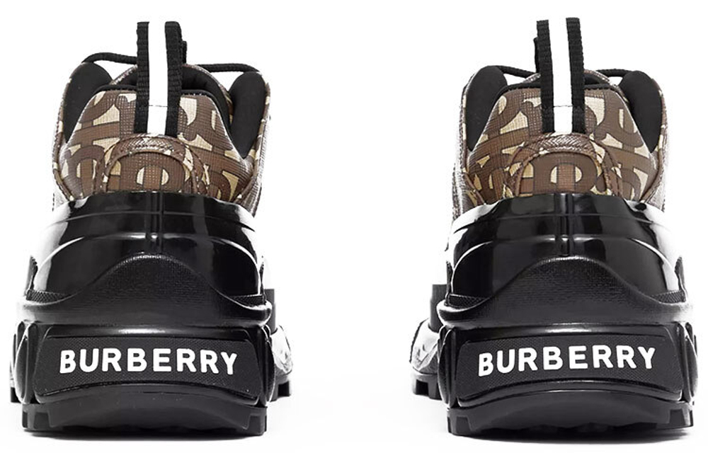 Burberry Arthur (Женская размерная сетка)