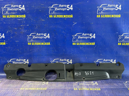 Накладка на рамку радиатора Honda CRV 2004-2006