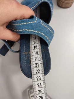 Босоножки замшевые 36 размер