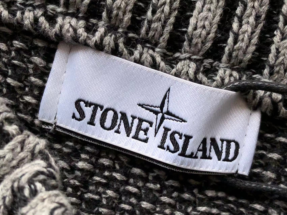 Свитер Stone Island