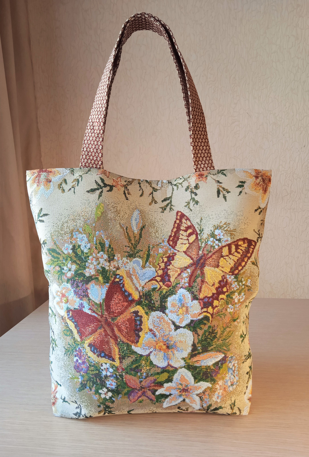 Гобеленовая сумка Солнечные бабочки (39х39х12)