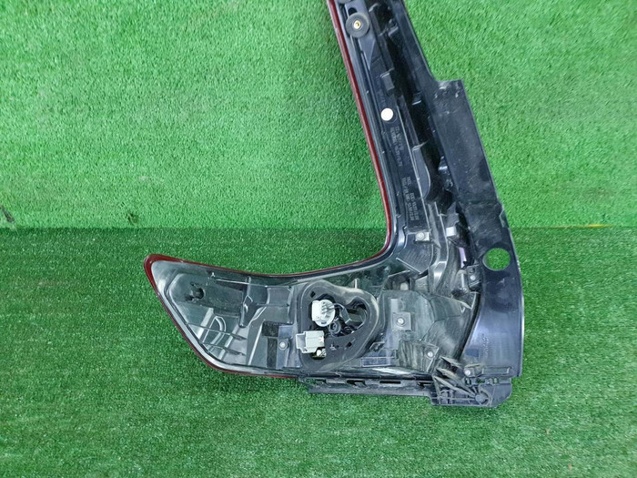 Фонарь правый Volvo XC40 (2017-н.в.)