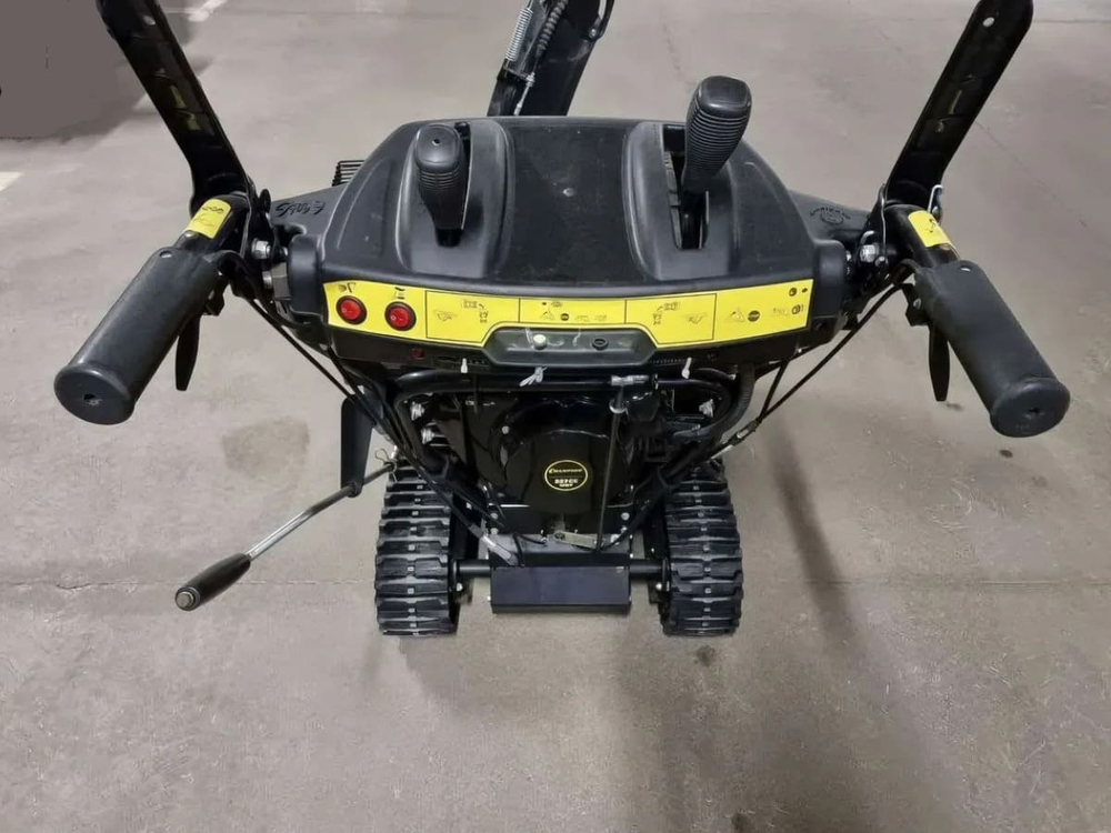 Снегоуборщик ЧЕМПИОН STT1170E