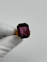 Кольцо с фиолетовым кристаллом