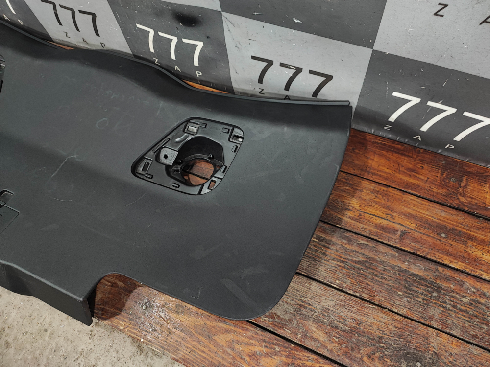 Обшивка крышки багажника Exeed RX 23-нв Б/У Оригинал 403005799AA