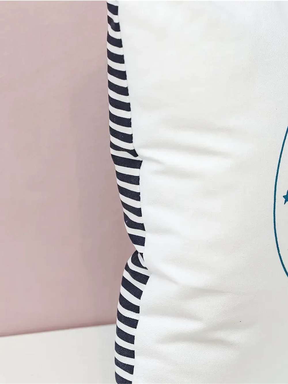 Декоративная подушка в морском стиле 40*40 см