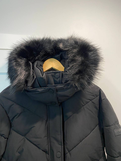 Пуховик DKNY