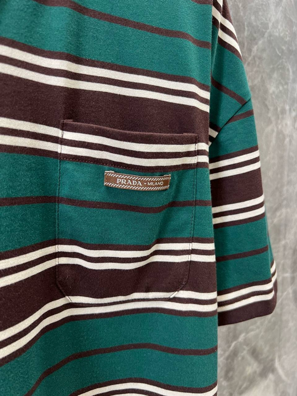 Футболка Prada