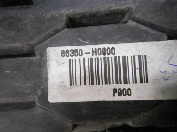 Решетка радиатора Kia Rio 4 X (2020-н.в.)