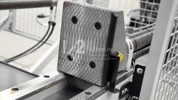 Автоматический ленточнопильный станок Bomar Workline 510.350 GA