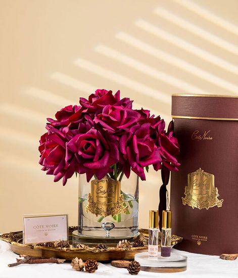 Большой букет красных роз, Cote Noire