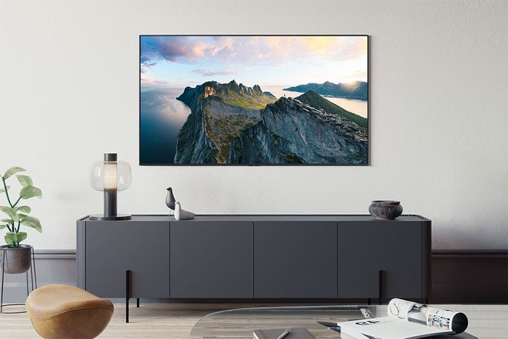 Телевизор Samsung 55" Neo QLED 4K Smart TV серия 8 QE55QN80FAUXRU черный титан, Ростест, Официальная гарантия в России