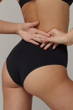 AVANI BLACK Трусы бразильяно ARUELLE