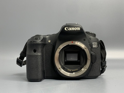 Canon EOS 60D 18.000 кадров