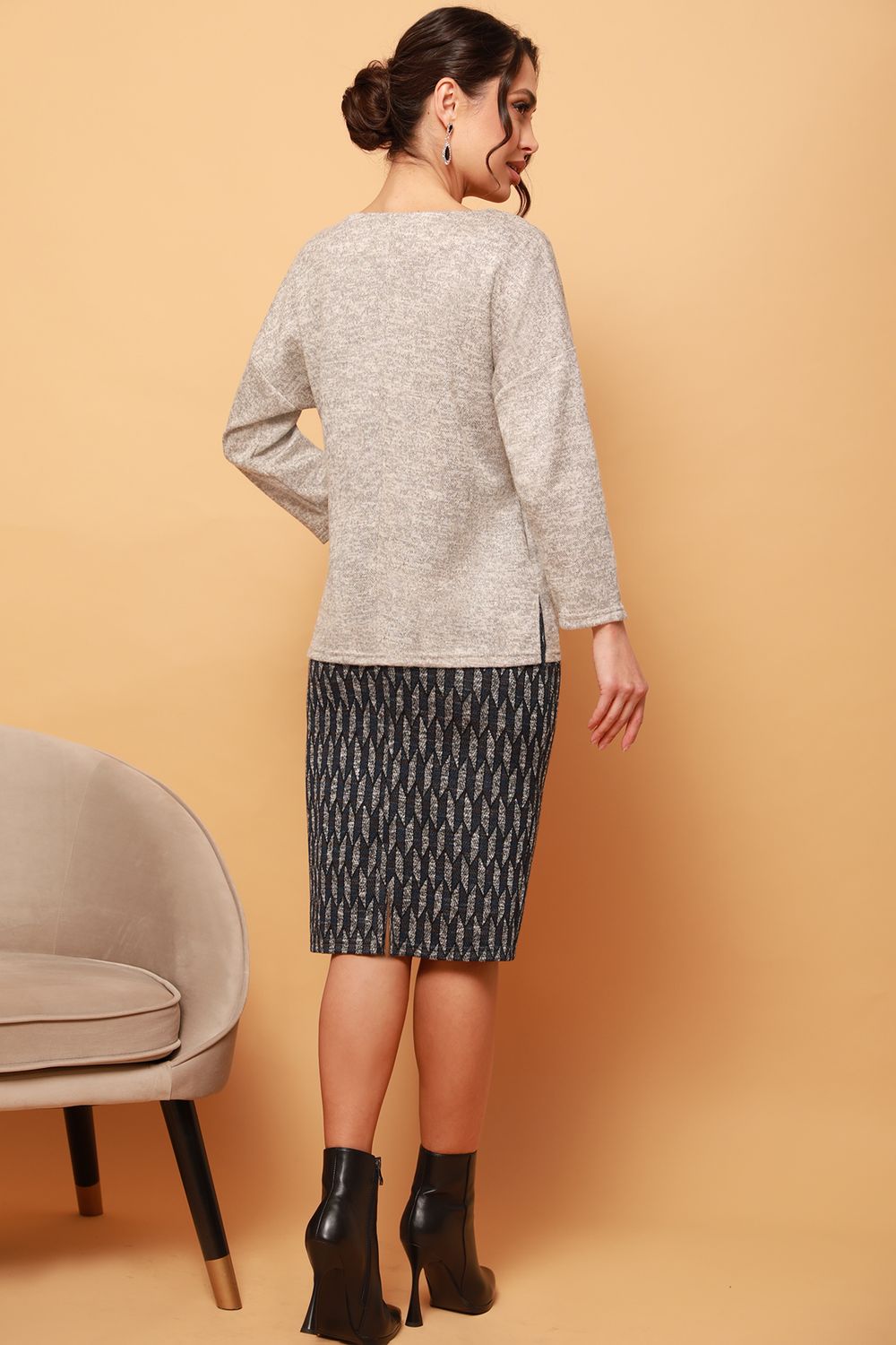 Костюм с разрезами трикотажный с поясом DStrend (Акция)