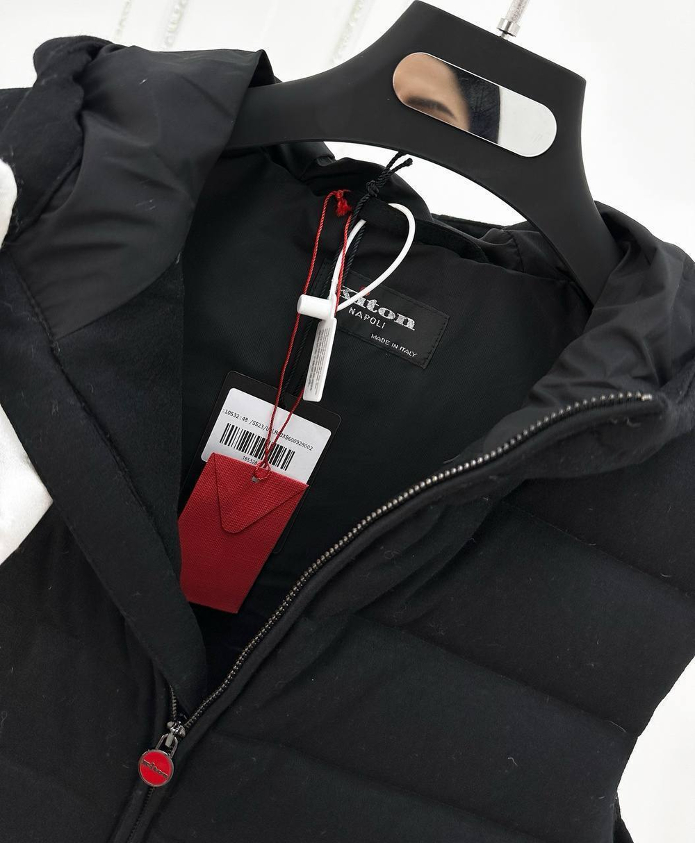 Безрукавка Kiton
