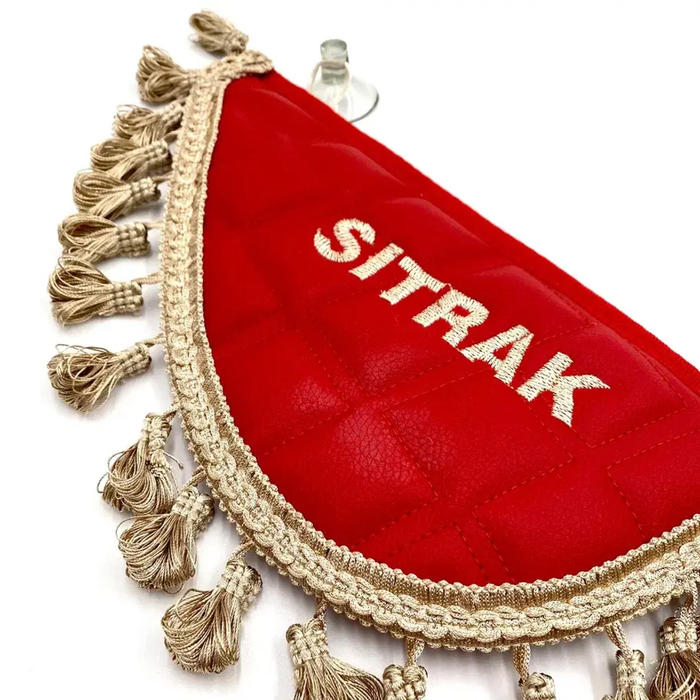 Вымпел тройной Sitrak (экокожа, красный с бежевой вышивкой)