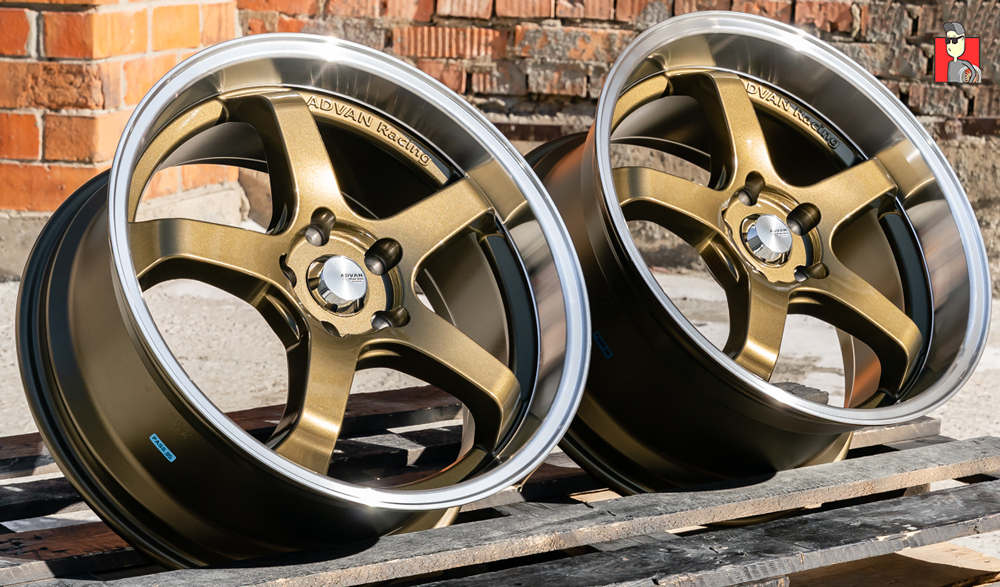 Комплект дисков Advan GT 18x8/9 et38/35 5x114.3