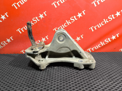 Кронштейн кабины