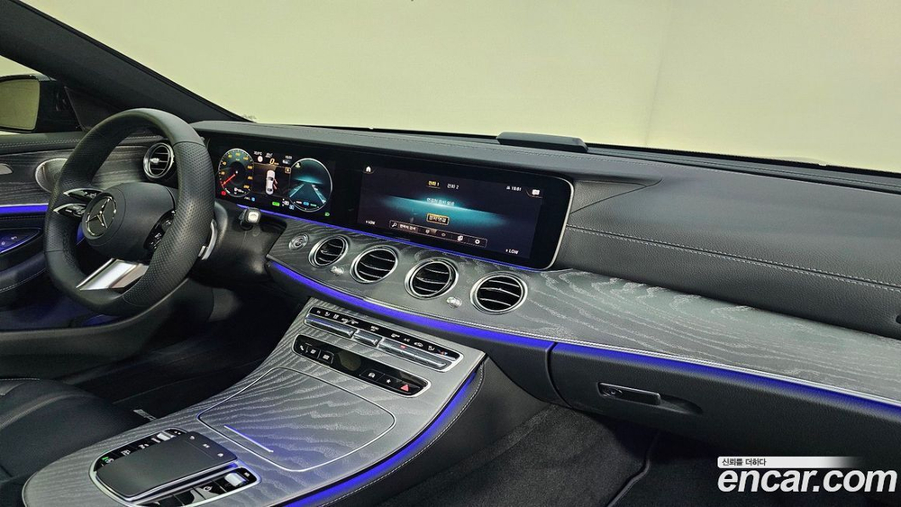 Mercedes-Benz E-Class W213 E350 4MATIC AMG Line (04.2023)