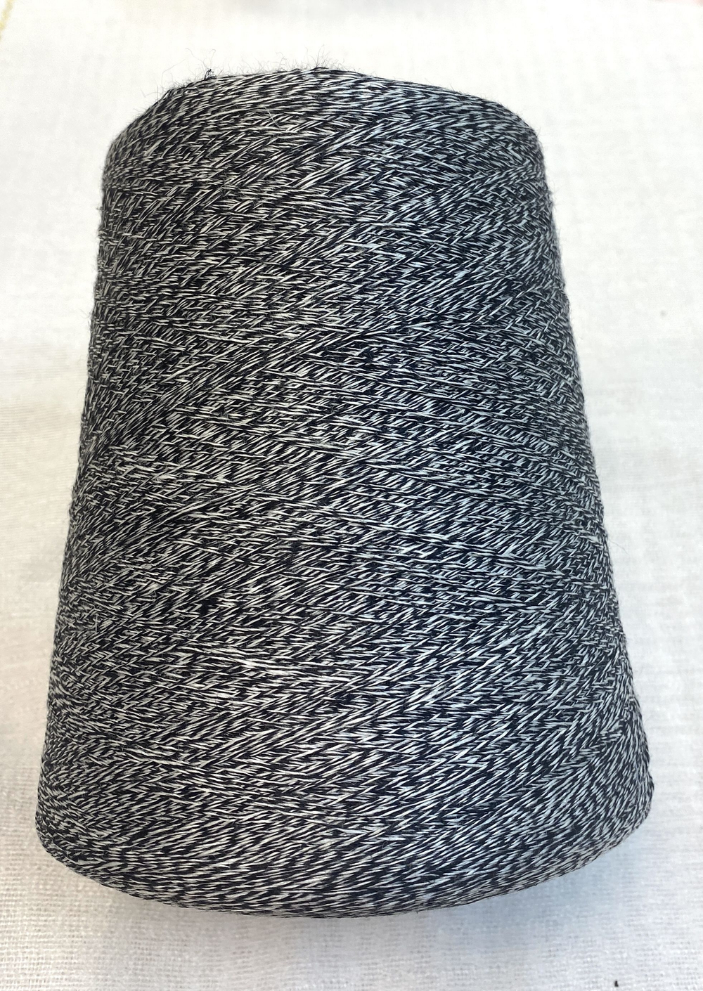 Пряжа на бобине (Италия) 100% лен 100г-1300м 490г