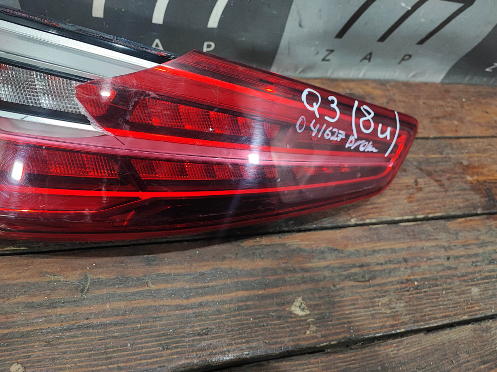 Фонарь задний левый Audi Q3 (8U) 14-18 Б/У Оригинал 8U0945093N
