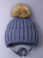 Шапка детская зимняя вязаная с помпоном
