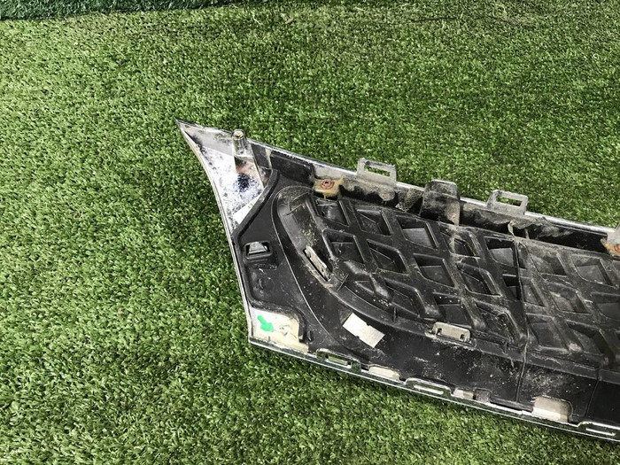 Решетка радиатора KIA Rio 4 X-Line (2017-2020)